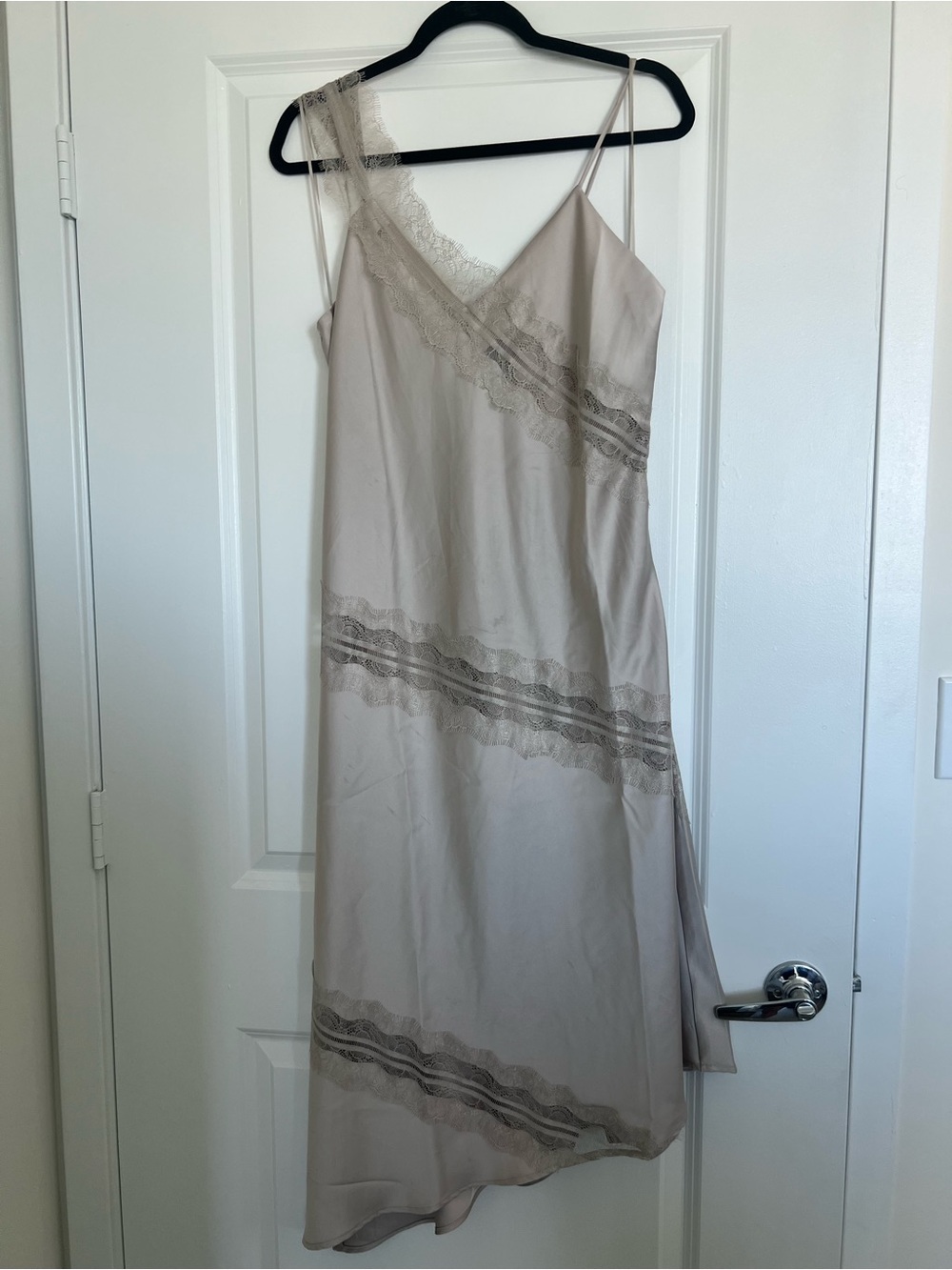 House of Harlow 1960 Asymmetrical Lace-Trim Slip Dress in Light Taupe